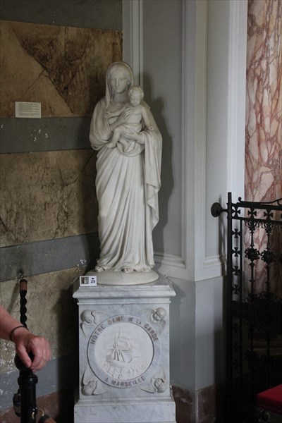 186-Статуя Богородицы, Часовня